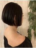 前下がりボブスタイル