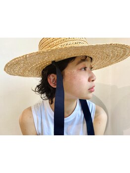 額・頬・耳・首の見え方で印象はガラッと変わります!一人ひとりに合わせ、最大限キレイを演出してくれる◎ 