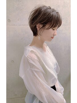 マッシュアンドマッシュアヴェダ ららぽーと福岡店(mash&mash AVEDA) 柔らかショートボブ