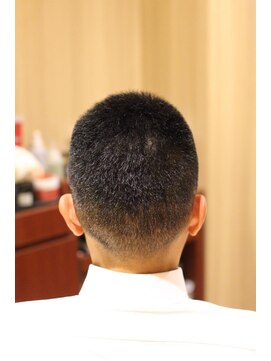 ヘアーモードキクチ 日本橋三越前店 ビジネスベリショ