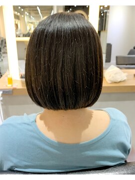 サロンドミルク 新百合ヶ丘店(salon de MiLK) 《お客様スタイル　五月女》パツッとラインが綺麗な丸みボブ！