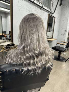 ワン(ONE) シルバー