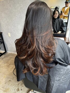 メリー オオサカ(Merly Osaka) カットのみのご予約も大歓迎!_butterfly layer_