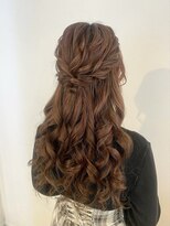 ディティカ サウ(Dityca sow)&nbsp;王道ゆるふわハーフアップ