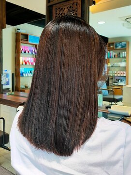 ヘアリゾート粋 ティガ 池袋店(tiga) 艶髪カラー/ストレート/ブラウン