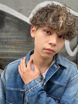 ミラバイグリーン(Mira by green) メンズショートツイストスパイラルマッシュツーブロック