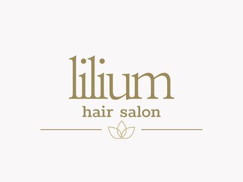 リリュウム(lilium)の写真/艶感と透明感を引き出すグレイカラーが人気!白髪を隠すのではなく、魅せるグレイカラーをご提案◎