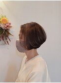 襟足短めショートボブ