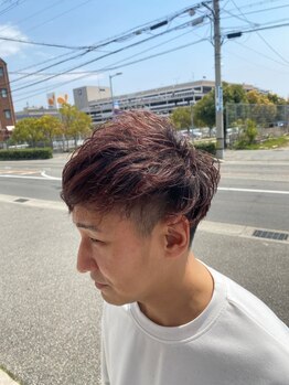ヘアーメイク マーズ 売布店(Hair Make Mars)の写真/男性も気軽に通いやすい雰囲気◎経験豊富な熟練スタッフ在籍！メンズならではのお悩みも是非ご相談ください