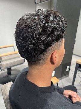 スウェル 柏店(Swell) MEN’S HAIR/サーフカール/刈り上げセンターパート/柏