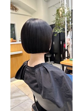 リディー(Lidee) ミニボブ暗めカラー