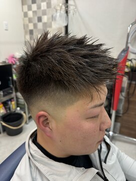 ヘアーサロン タムラ ショートスキンフェードスタイル