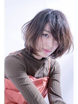 ハルプ バイ アーリィ 西宮北口店(HALB by ARLY) エアリー ショート