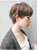 耳掛けショート くびれシルエット 大人ショート☆