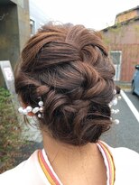 アムズヘアーファム 編み込みヘアセット