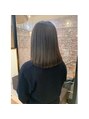 ヘアリゾートハピネス&nbsp;自然なストレ－ト感と艶サラな髪の質感が特徴の縮毛矯正♪