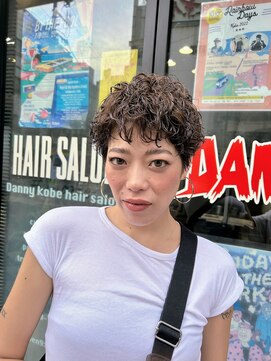 ダニーコウベ(Danny kobe) ショート