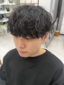 ノイズ キョウト(NOISM Kyoto) 波巻きパーマ