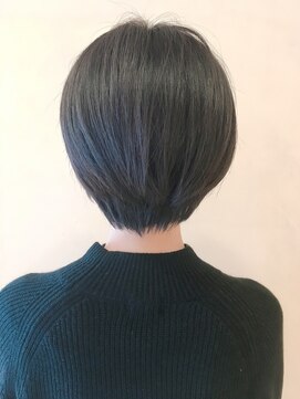 モリオ フロム ロンドン 成増店 【morio成増/一戸】大人可愛いくびれショート