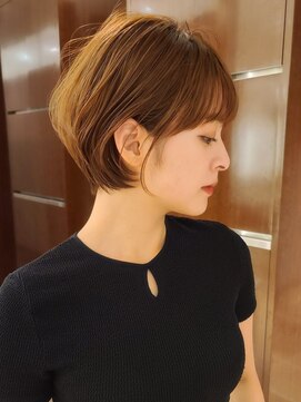ビュートリアム 青山(BEAUTRIUM) ショートボブ小顔カット大人ヘア髪質改善30代40代50代表参道青山