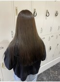 サラサラロングヘアー