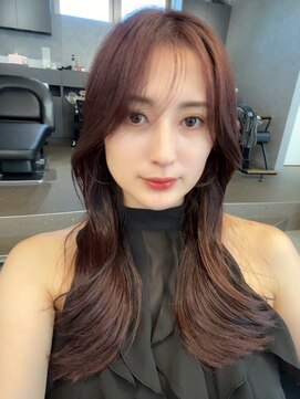 ジュエム(jouerm) レイヤーカット顔まわりカットピンクブラウンカラー