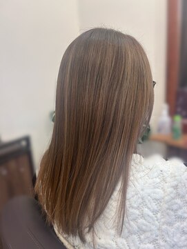 ツヤサラハイライトカラー