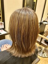 ヘアサロン トラヴィス(hair salon Travis) レイヤーボブ×シークレットハイライト
