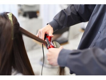 リアンオウジ(Liun ouji)の写真/《王子駅徒歩7分》 経験豊富なスタイリストがマンツーマンで施術！1人1人の髪質を見極めたスタイルをご提案