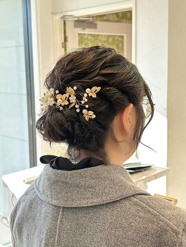 アール 多治見店(#arl) フワフワシニヨン