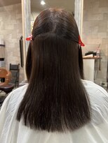 ハコ(H.A.Co) カット+カラー+縮毛矯正+トリートメントのお客様です。