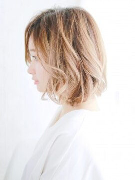 ヘアメイク ナル(hair make nalu) 外はねバルーンのミックスボブ