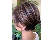 エイトヘアー(Ei8htHair)