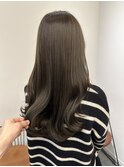 池袋 イルミナカラー  艶髪　ロングヘア オリーブアッシュ♪
