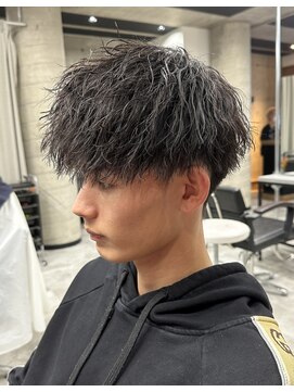 イーラ(era) ツイストスパイラルパーママッシュメンズ/眉毛/パーマ