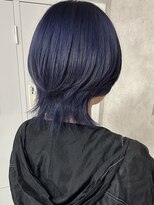 ルノン(LUNON)&nbsp;ネイビーカラー/ケアブリーチ/ウルフカット/韓国