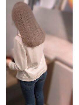 リズム(Lism) 透明感ハイトーンカラー