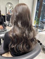 シティ(CITY) グレージュカラー ブリーチなし 艶髪 レイヤー