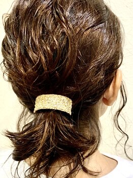 エテルノ リンド 美容室(Eterno Lindo)の写真/【クロスパーマ＋カット 9,800円】前髪が割れてしまう、浮いてしまう…そんなお悩みを解消！