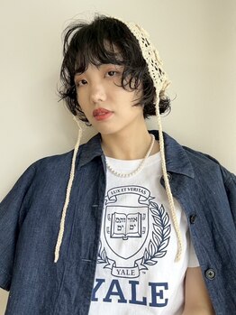 ハコ(haco)の写真/暗い髪でも伸ばしかけヘアもおしゃれに♪再現性が高いパーマで朝のお手入れが楽ちんに［鹿児島市/天文館］