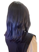 ヘアーズファイン(hair's fine)&nbsp;20代30代◎ブルーブラックミディアムで小顔くびれレイヤー