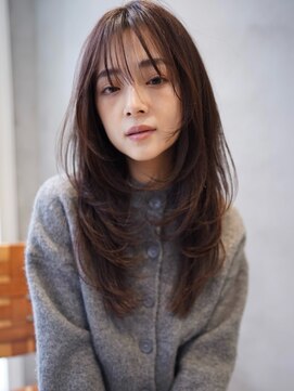 ニコトウキョウ 新宿(nico TOKYO) セミロングレイヤーカット顔まわりレイヤーグレージュ