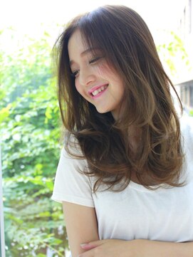 ココラー(COCOlar) 大人綺麗可愛い