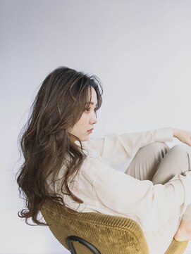 ニーイチイチ(211) 似合わせカットイメチェン/アッシュベージュ/ハイライトカラー