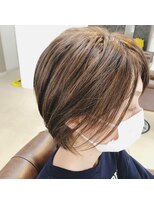 柴田商店 頭の形がキレイに見えるショートボブ