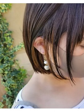 リミックスヴィラ(remix Villa) 大人のぱっつんボブ