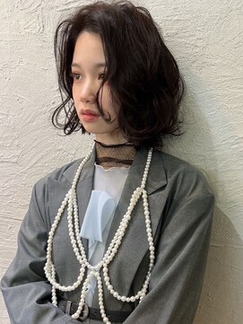 グリンプス 大濠店(Glimpse) ミディアムボブ センターパート 黒髪 アッシュブラック 大濠