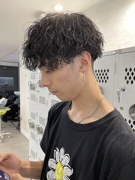 アーリー(Ali'i) 2wayショート刈り上げツイストスパイラルパーマ