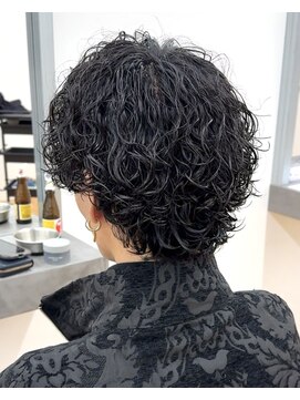 ビカム 名駅(become) 【メンズスパイラル×プードルウルフ】名古屋名駅ミディアムヘア