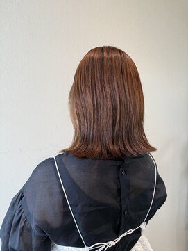 サラ ビューティー サイト 古賀店(SARA Beauty Sight) 外ハネミディアム/イヤリングカラー/ベージュ/くびれヘア/暖色